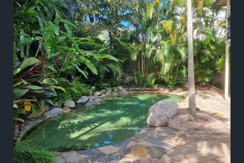 Central Port Douglas Apartment, Walk To Beach - Casuarina Court דירה